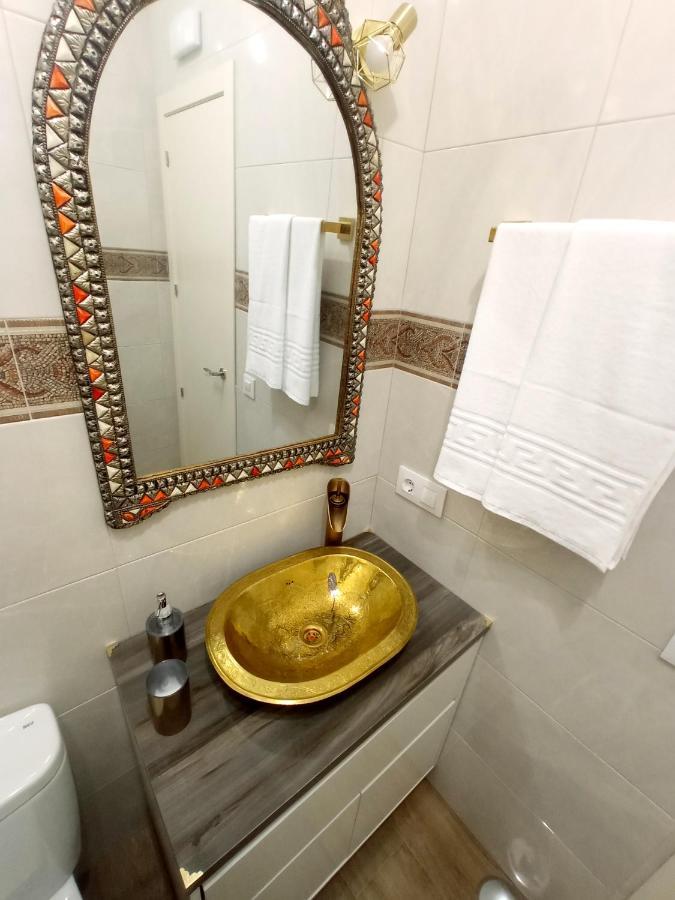 P Los Encantos De Almavir Kordoba Bagian luar foto