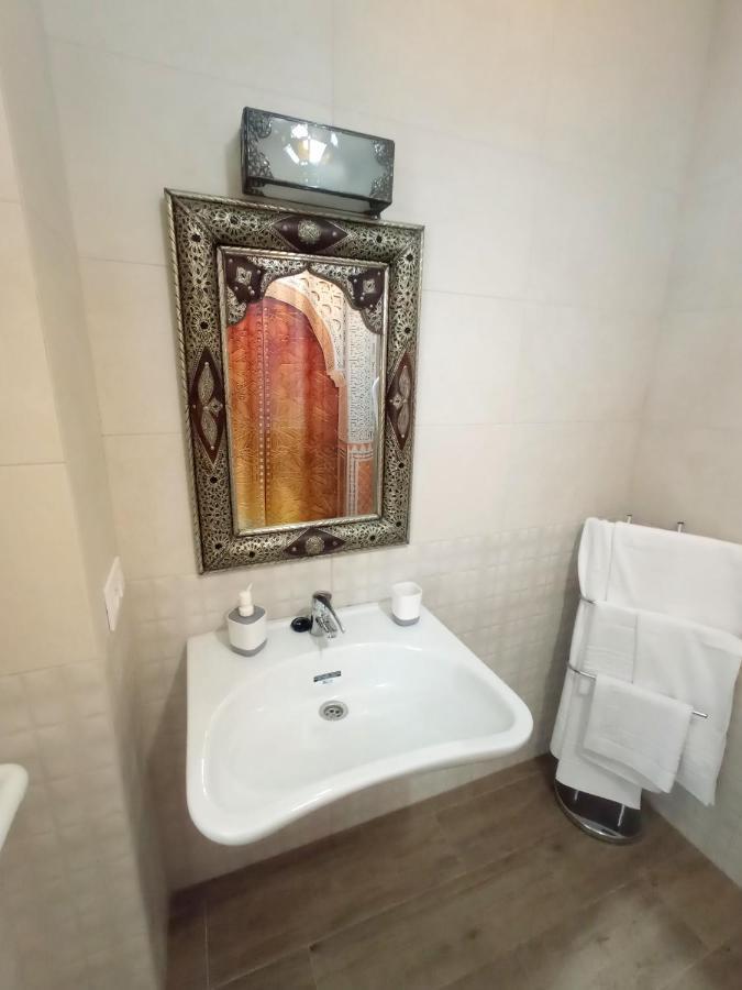 P Los Encantos De Almavir Kordoba Bagian luar foto